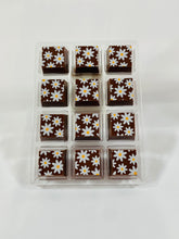 Load image into Gallery viewer, Solid Chocolates With Daisy Design